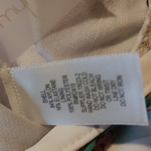 Mynah Exotic Floral One Piece Swimsuit SZ.S NWT - Picture 9 of 9